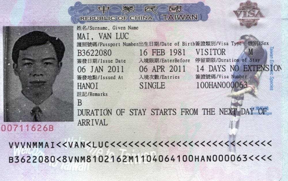 Thông tin trên visa thể hiện rõ thông tin cá nhân, loại visa, thời hạn, số lần nhập cảnh